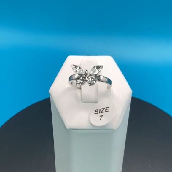 🦋💍Sterling Silver 1.2TCW Marquis and Brilliant Cut Butterfly CZ Diamond Ring - Picture 13 of 13